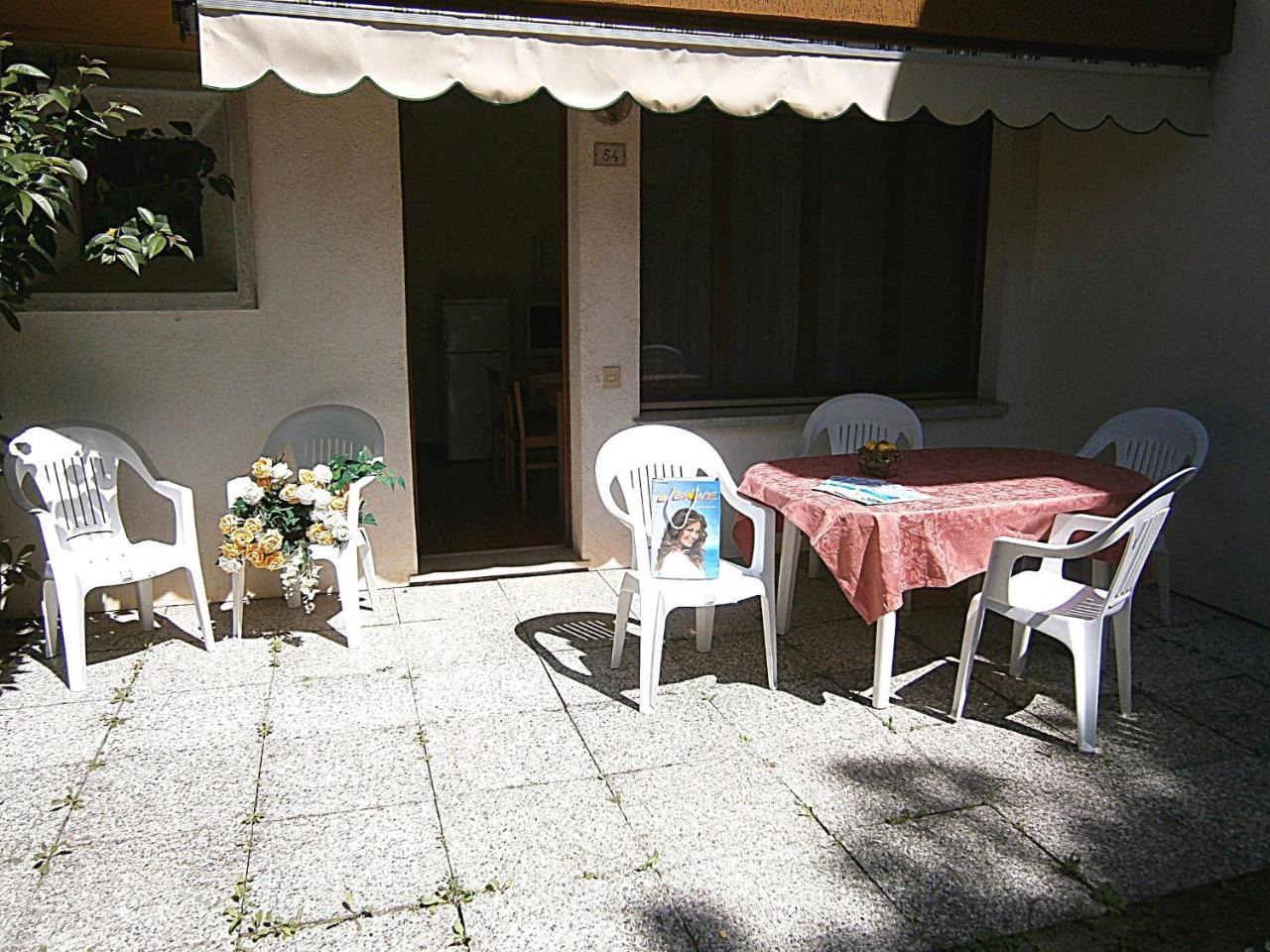 Capri Villa Бибионе Екстериор снимка
